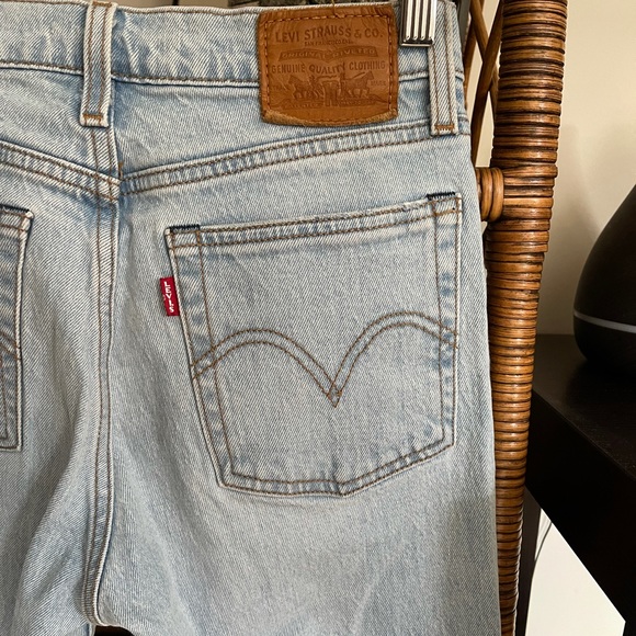 Levi’s 501 Wedgie Straight - size 24 - Picture 4 of 4